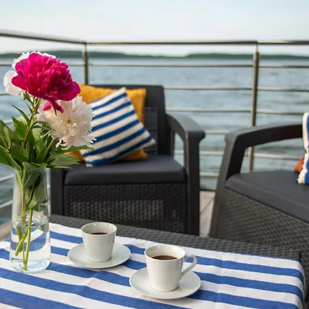 Na Wodzie Topiko Czarter - Lesna Przystan Alojamento de Turismo Selvagem Węgorzewo